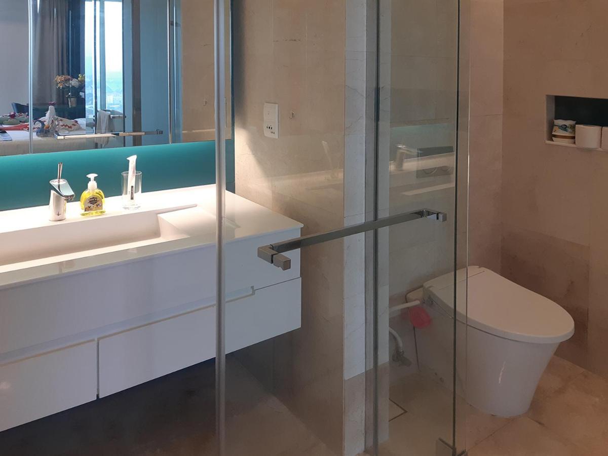 The Tropicana Serviced Suites Klcc Куала-Лумпур Экстерьер фото